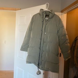 ARITZIA MIDI SUPER PUFF